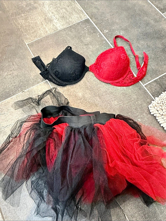 Other - Homemade Harlequin Halloween Lace Bra Tulle Skirt Set Red & Black 34C